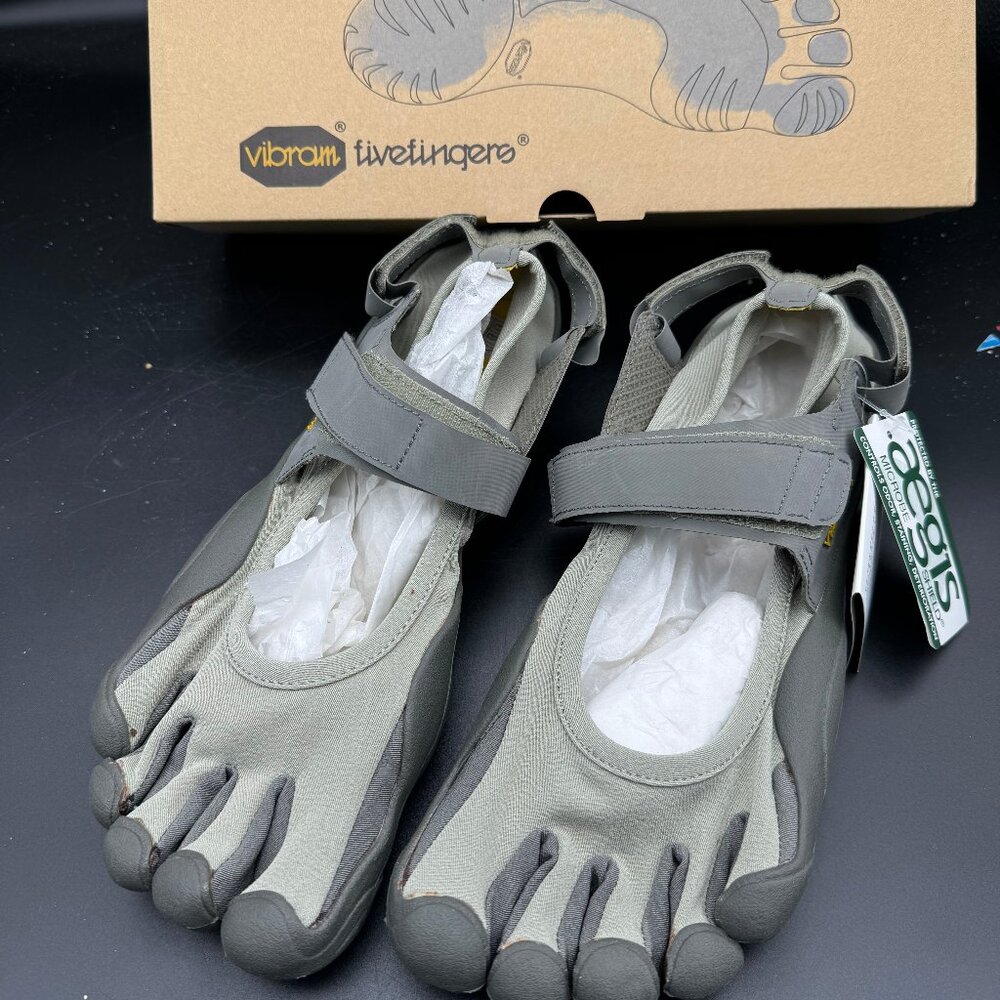 New Men's Vibram FiveFingers M118 Sprint Shoes Size 44 Taupe